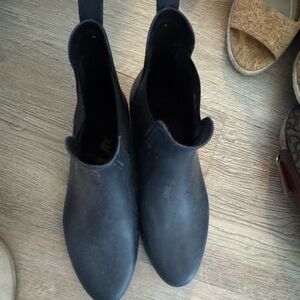 Navy Sam edelmann rain boots size 9